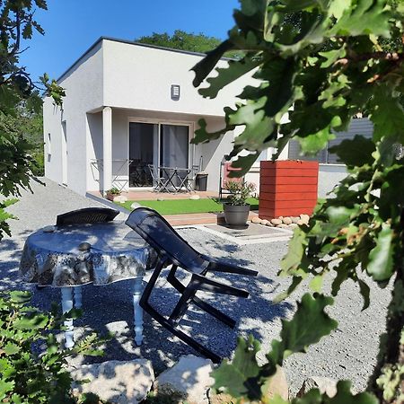 Le Cocon Villa Lussas Luaran gambar