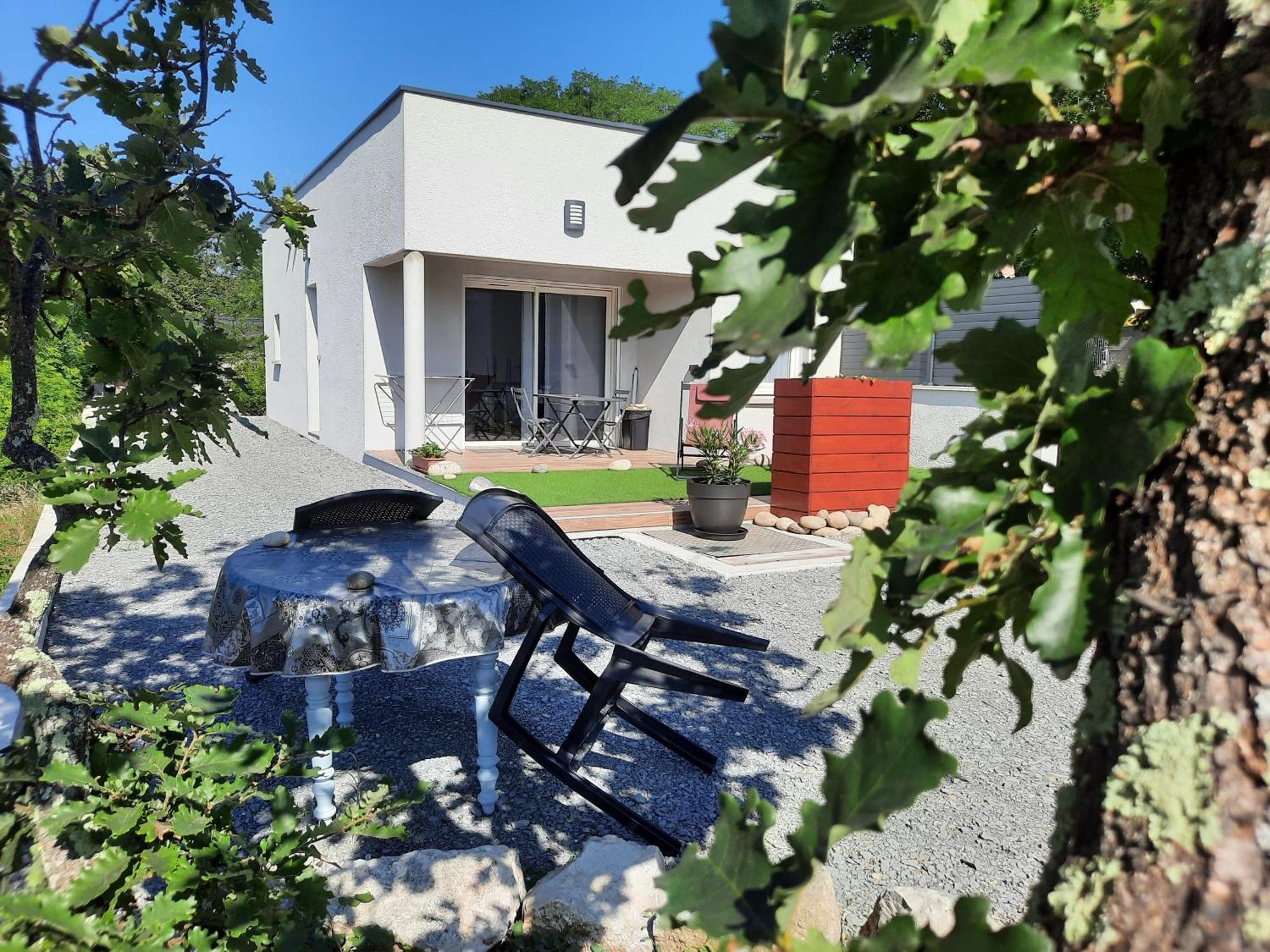 Le Cocon Villa Lussas Luaran gambar